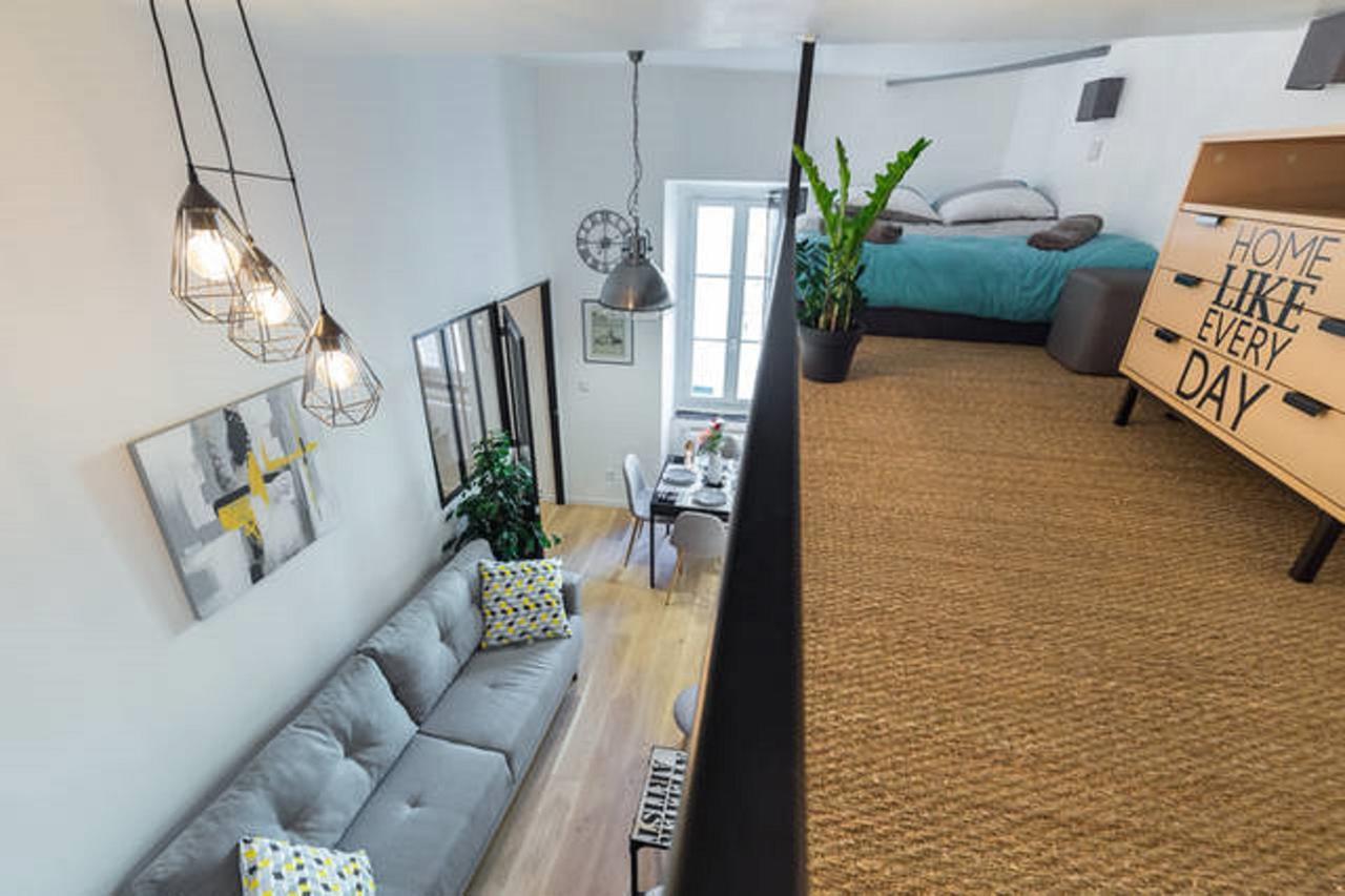 Angle Droit- Loft Et Atypique, Climatisation, Vieux-nice Apartment